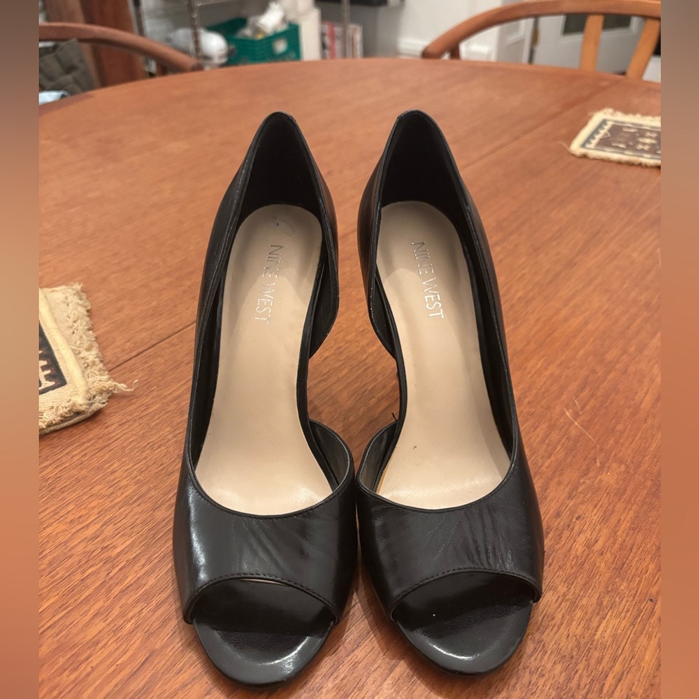 Nine West Peep-toe heels- 7.5